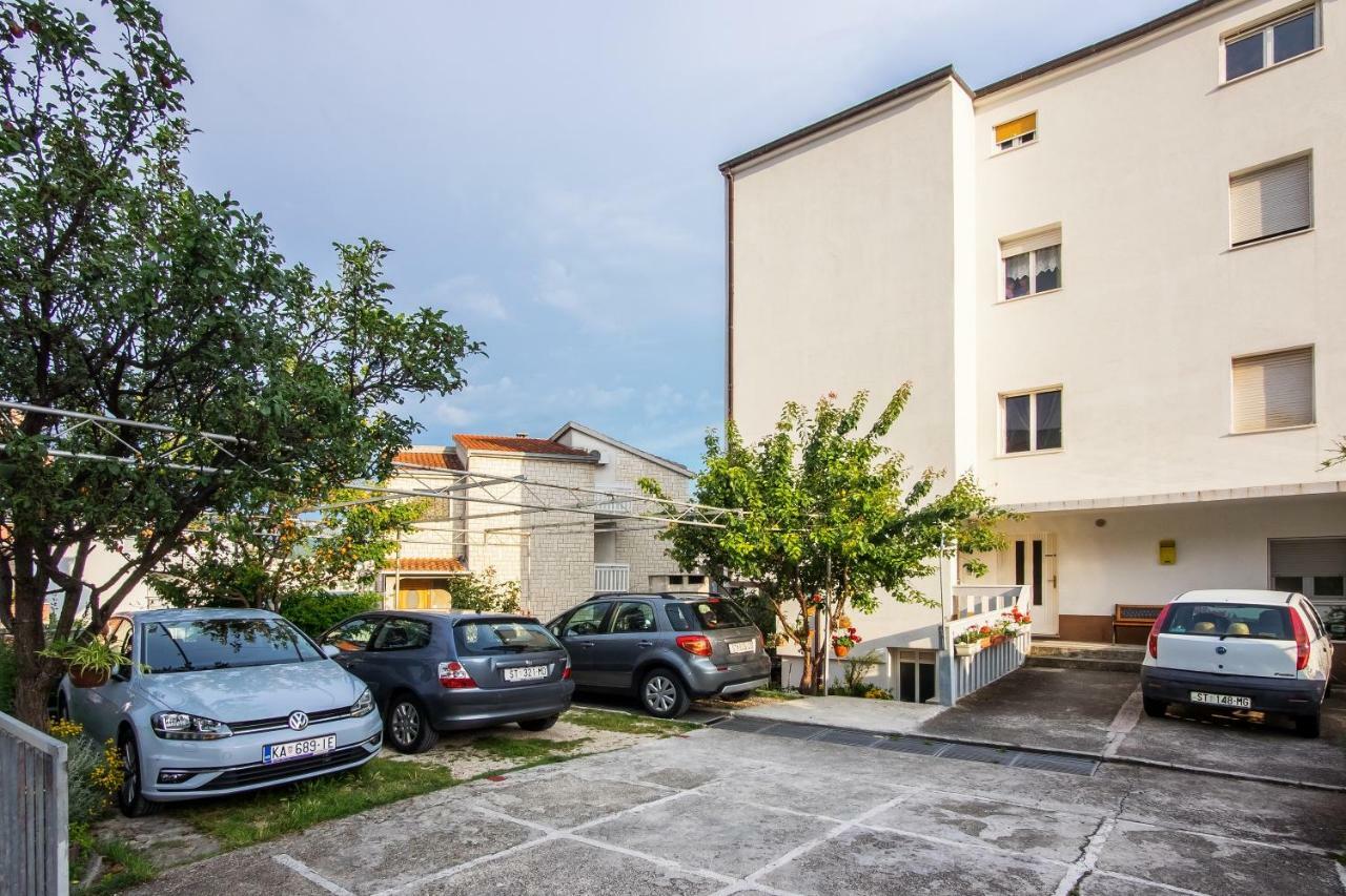 Apartments Iskra Stobreč Esterno foto